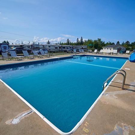טרנטון Narrows Too Camping Resort Loft Cottage 12 מראה חיצוני תמונה